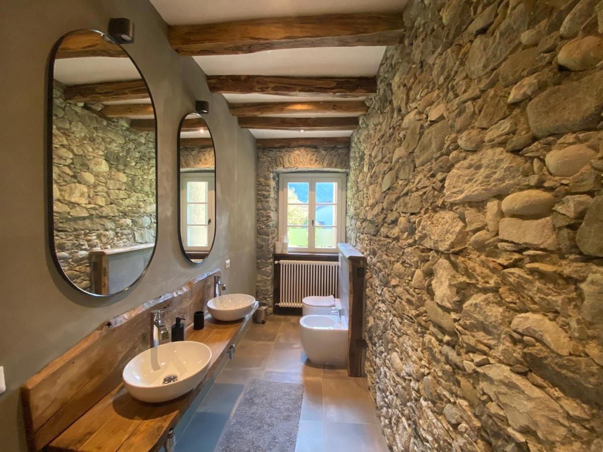 Mountain Cabin Valsesia Appartement Stella Varallo Luaran gambar